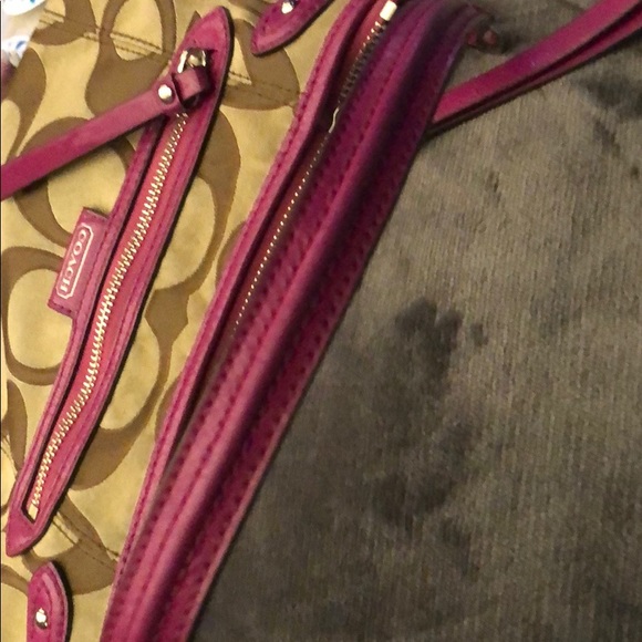 Coach Fuschsia Purse - Picture 2 of 6